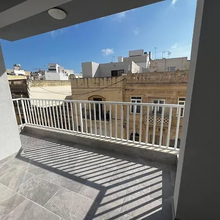 3-bedroom Modern Żejtun